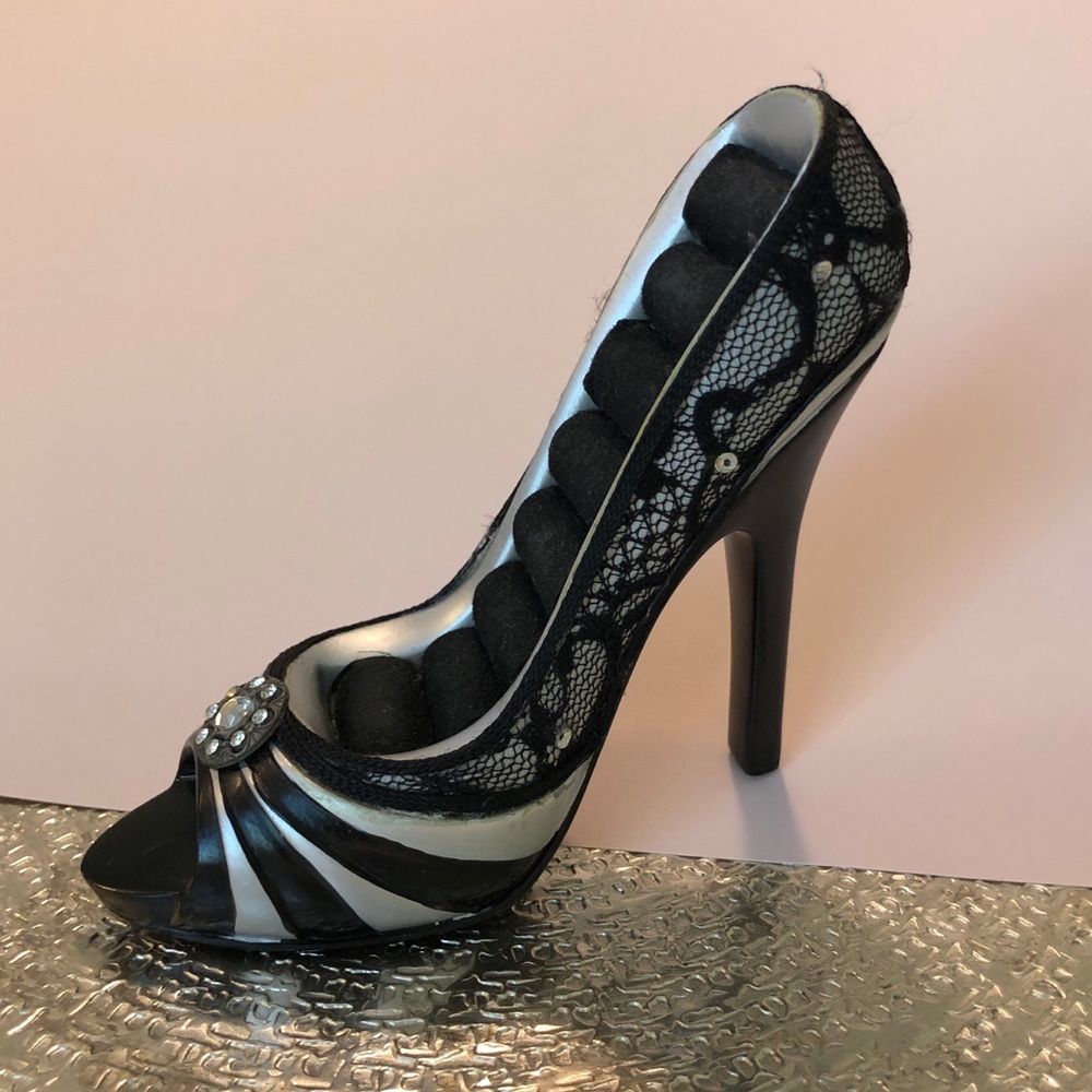 VINTAGE! Stiletto Ring Holder